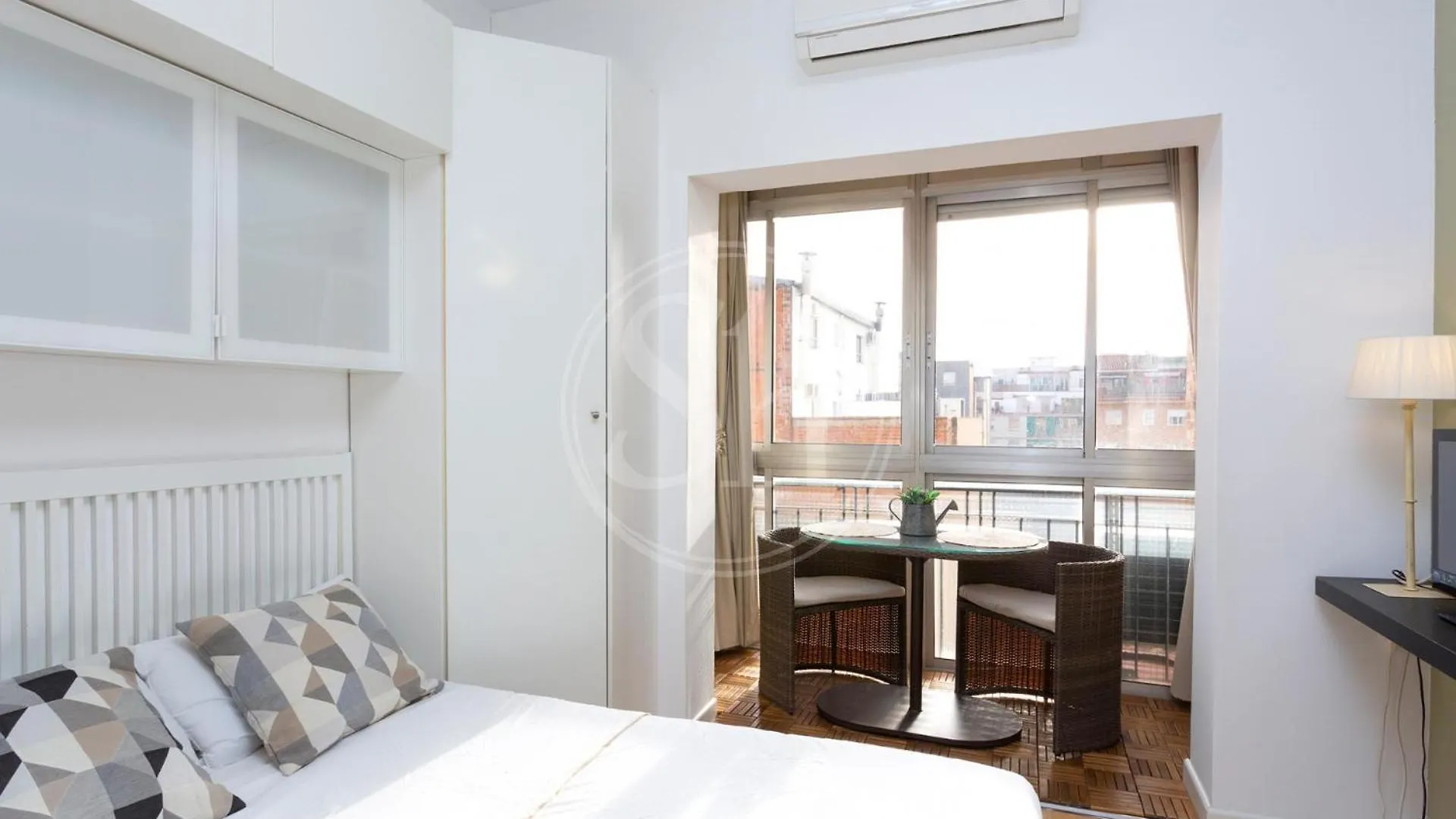 Estudio Cerca Del Hospital Sant Pau Barcelona Spanyolország